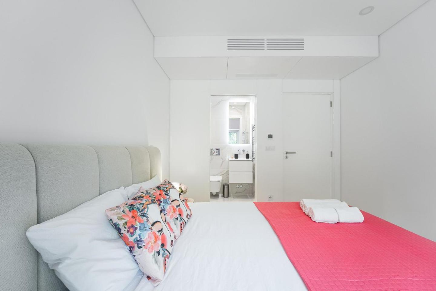 Guestready - Majestic Riverside Terrace In Coimbra Daire Dış mekan fotoğraf