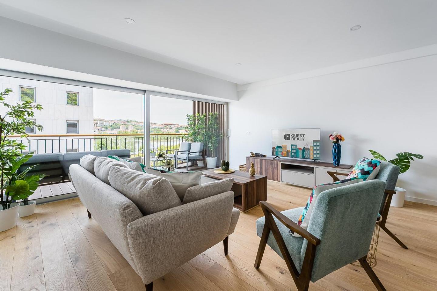 Guestready - Majestic Riverside Terrace In Coimbra Daire Dış mekan fotoğraf