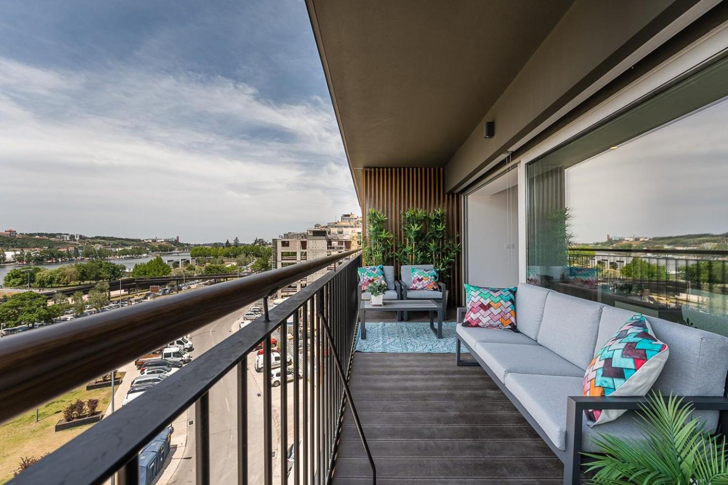 Guestready - Majestic Riverside Terrace In Coimbra Daire Dış mekan fotoğraf